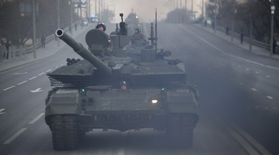 ВС России получили новую партию танков Т-90М Прорыв