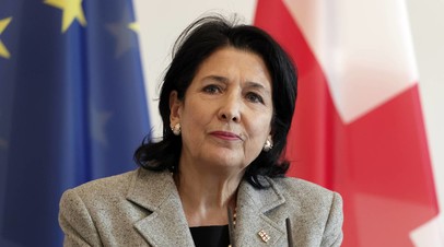 Президент Грузии заявила, что не приветствует возобновление рейсов в Россию