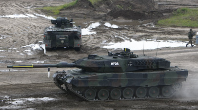 Танки Leopard 2A6 на учениях в Германии