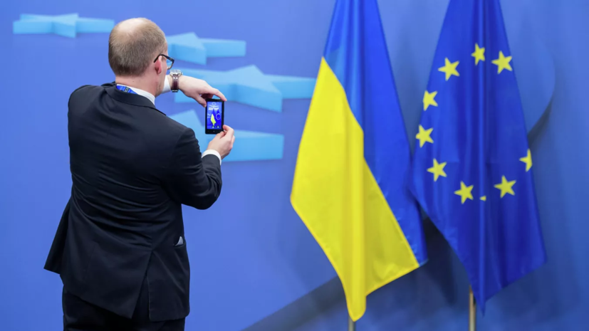 El País: Франция и ФРГ считают, что вступление Украины в ЕС займёт «световые годы»