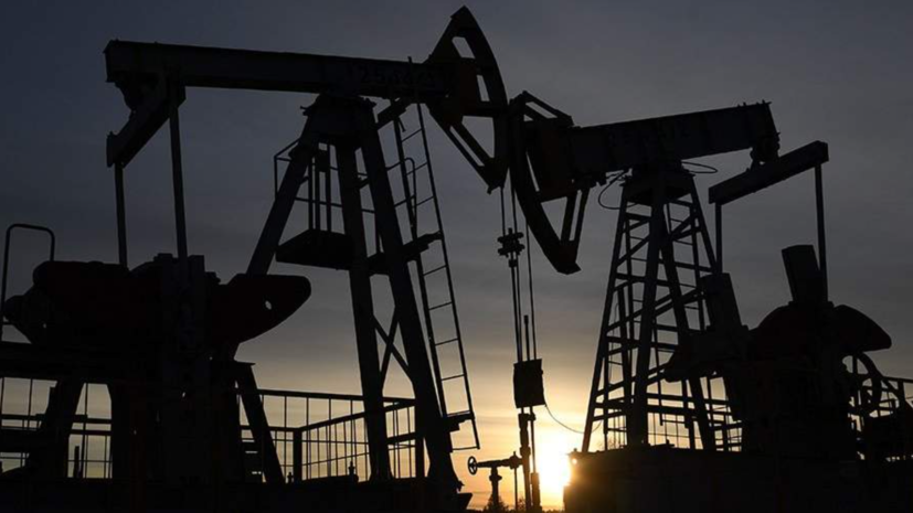 Цена нефти марки Brent опустилась ниже $82 за баррель