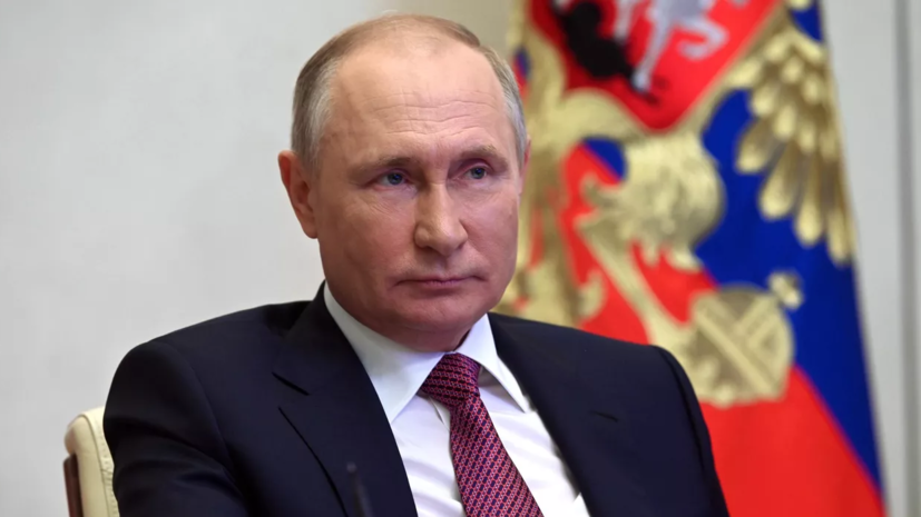 Путин подчеркнул важность противодействия попыткам противника дезориентировать молодёжь