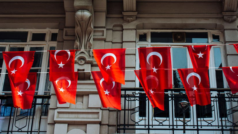 В Анкаре сообщили, что в ближайшее время делегации Турции, России и Сирии проведут встречу