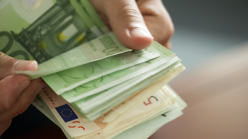 Аналитик Чечушков допустил рост евро до 80 рублей в феврале