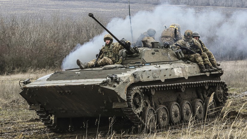 Советник главы офиса Зеленского Подоляк заявил, что Украине нужно от 350 до 450 танков