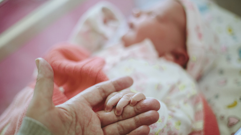 Власти ХМАО повысили пособие при рождении детей