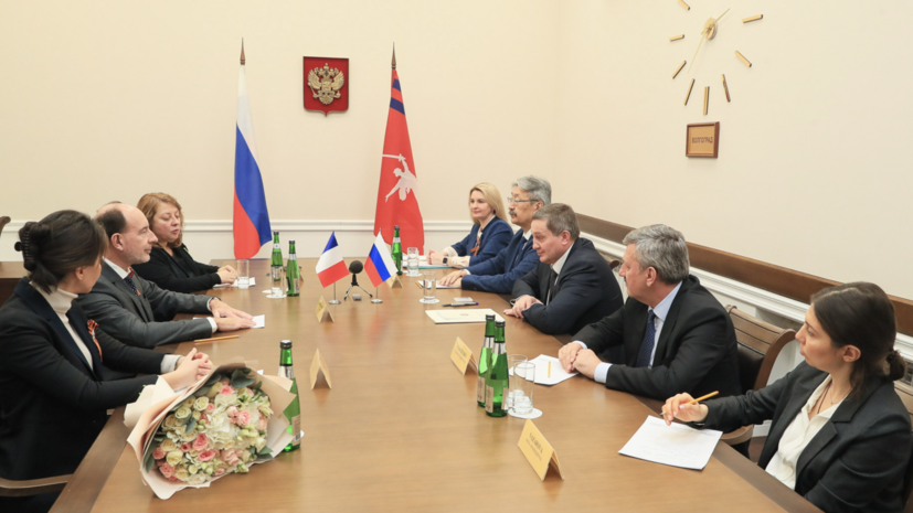 Бюст генерала Шарля де Голля установят в Волгограде