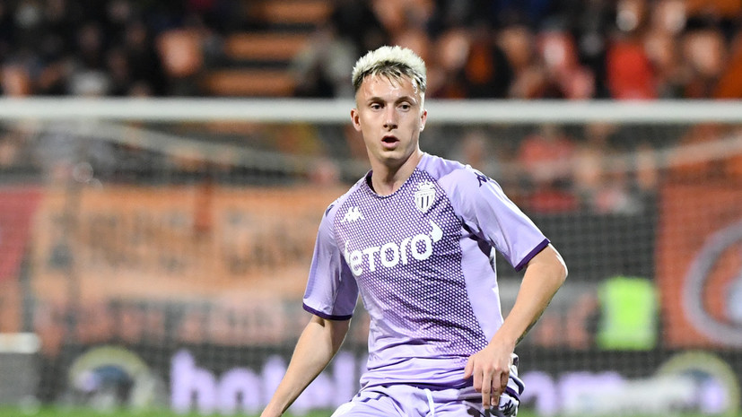 Каррера прокомментировал возможный переход Головина в дортмундскую «Боруссию»