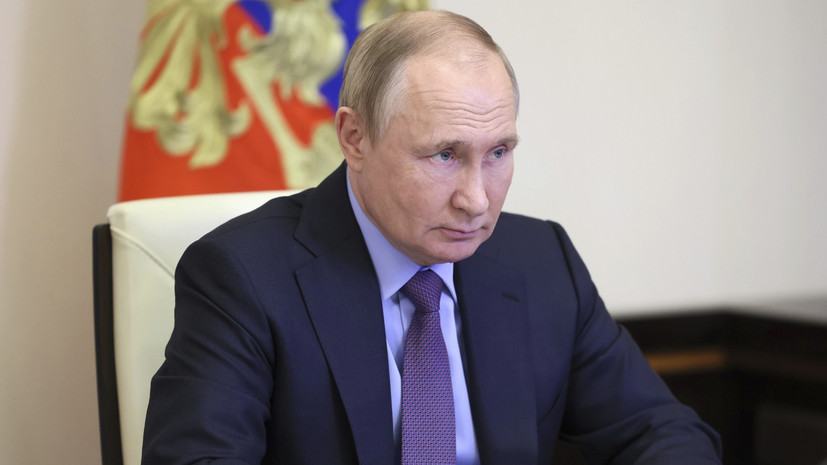 Путин освободил некоторых юрлиц от обязательной продажи валютной выручки