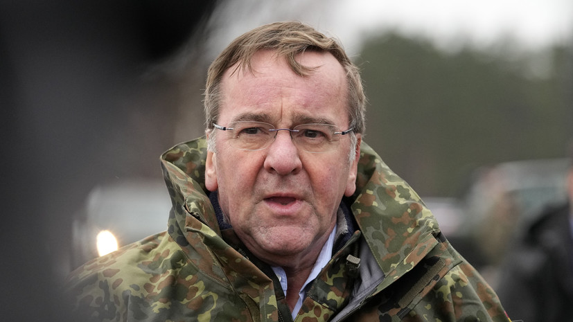 Министр обороны Германии Писториус во время визита на Украину пообещал ВСУ больше танков
