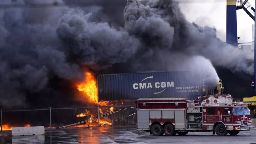 РИА Новости: российские Бе-200 потушили пожары в районах Яхачи и порта Искендерун