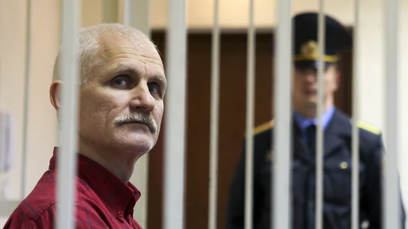 В Белоруссии гособвинение запросило для нобелевского лауреата Беляцкого 12 лет колонии