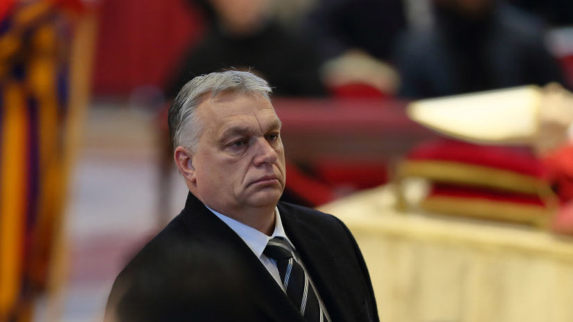 Премьер Венгрии Орбан не стал аплодировать Зеленскому перед совместным фото лидеров ЕС