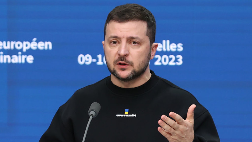 Зеленский утверждает, что ему приходится «заставлять» Шольца оказывать помощь Украине