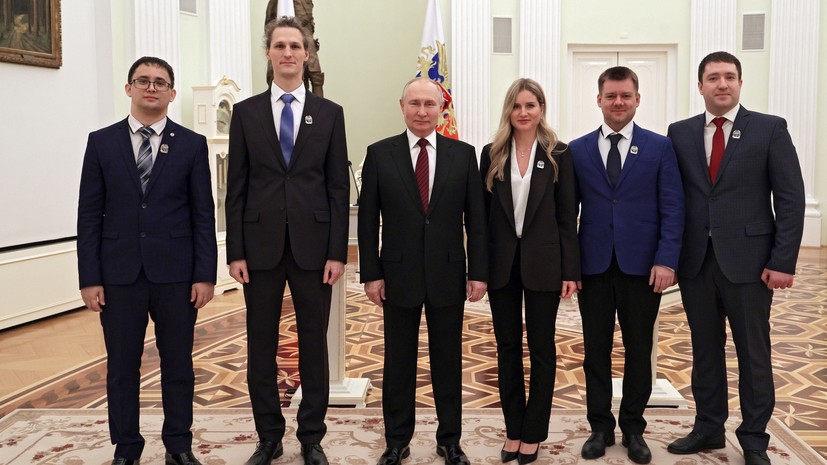 Лауреат президентской премии заявил, что Путин не спрашивал его о дредах