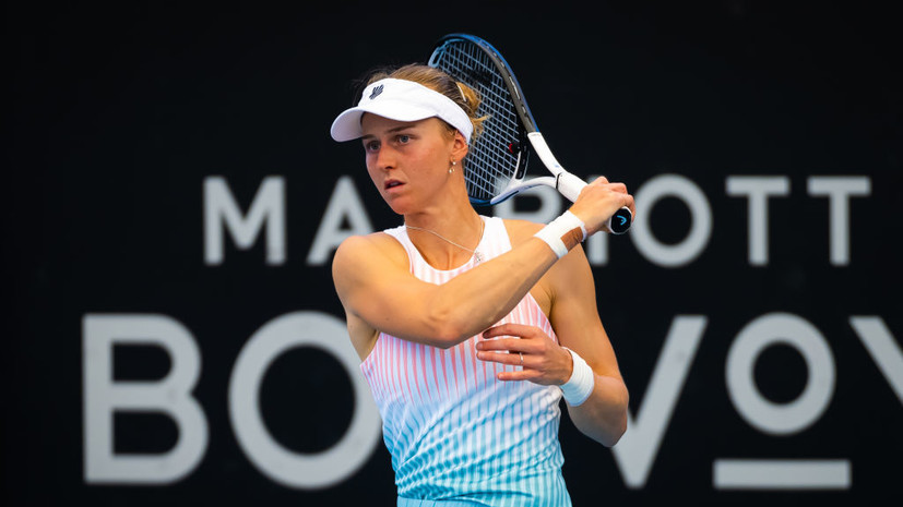 Самсонова проиграла Бенчич в финале турнира в Абу-Даби