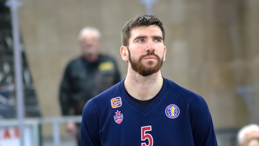 ЦСКА расторг контракт с баскетболистом Десятниковым
