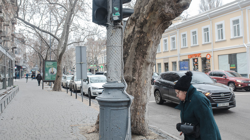 Украинские СМИ сообщили о взрывах в Одессе
