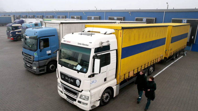 Белоруссия ограничит въезд на свою территорию польским грузовым автомобилям и тягачам