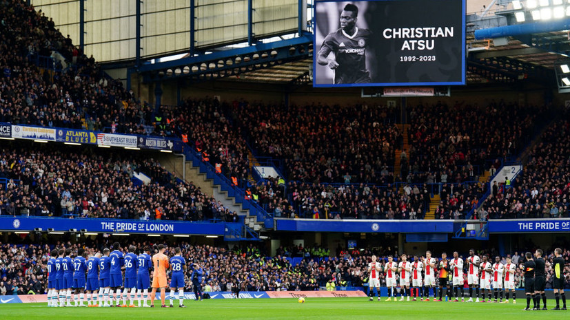 Футболисты «Челси» почтили память Атсу, погибшего после землетрясения в Турции