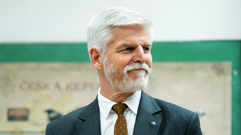 Президент Чехии: Западу следует воздержаться от поддержки сценариев захвата Крыма Украиной