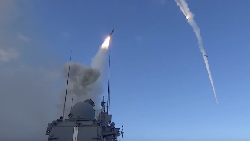 Высокоточными ракетами: в Минобороны РФ сообщили об ударах по военным объектам в Хмельницкой области