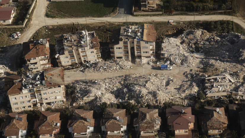 Эрдоган заявил о спасении 114 тысяч человек из-под завалов после землетрясений в Турции