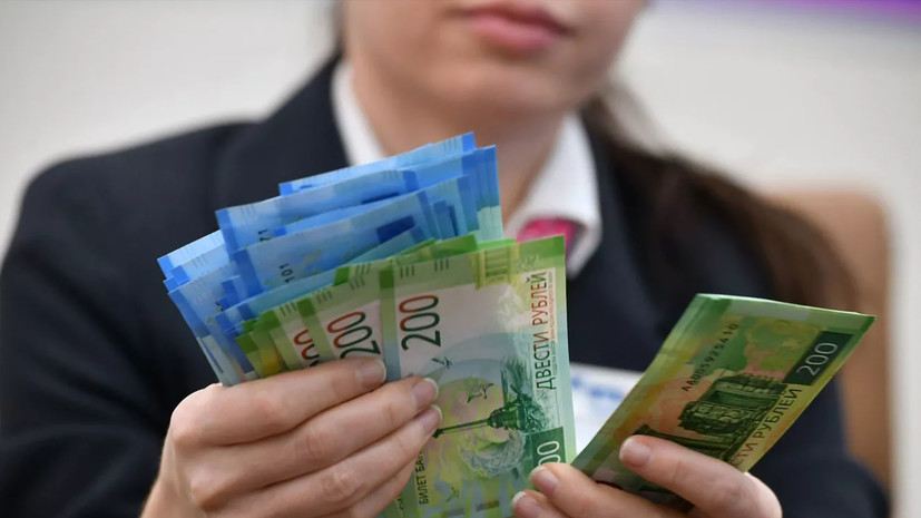 Опрос: почти половина россиян планируют найти подработку в ближайшее время