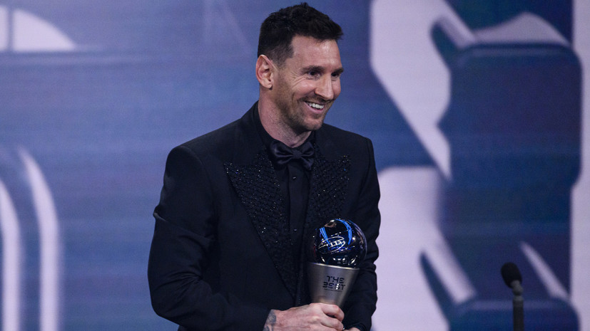 Заслуженная награда: как Месси во второй раз в карьере признали лучшим футболистом года по версии ФИФА