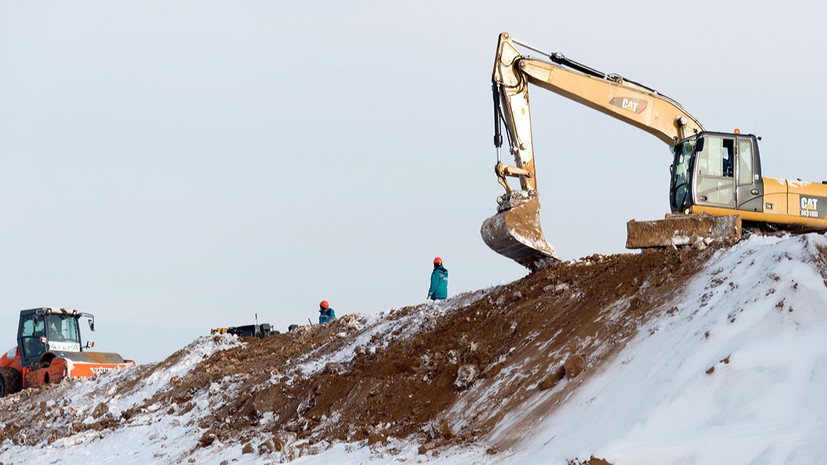 Бочкарёв: строительные работы на путепроводе через реку Сходня завершат в 2026 году