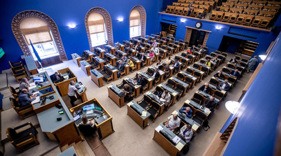 Парламент Эстонии уточнил, какие советские памятники необходимо демонтировать