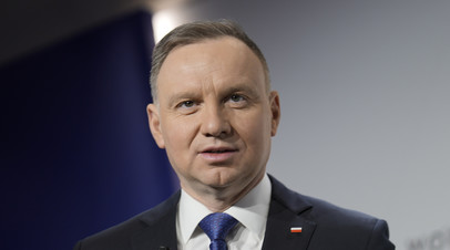 Президент Польши наградил группу работавших на Украине полицейских-сапёров