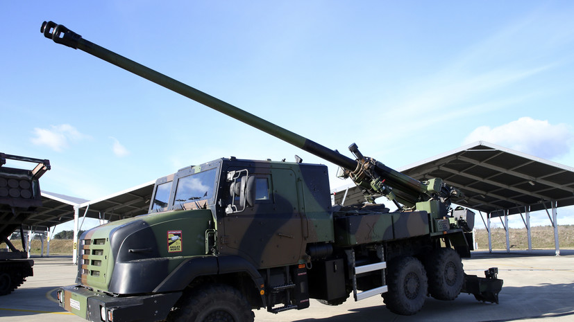 Лекорню: Франция увеличит производство снарядов для поставляемых Украине гаубиц Caesar