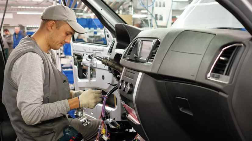 Специалист Моженков высказался о перспективах иранского автопрома в России