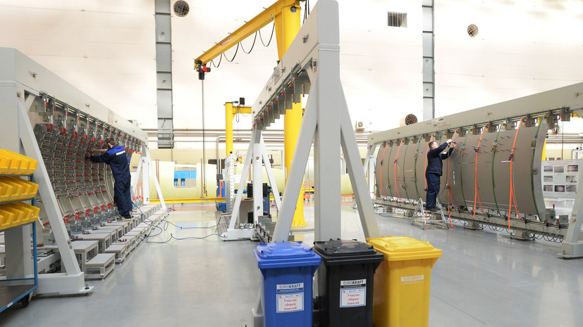 РИА Новости: фюзеляж самолёта Ил-76 разрушен в ходе инцидента на заводе в Ульяновске