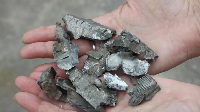 ВСУ сбросили на Кировский район Донецка боеприпас с беспилотника