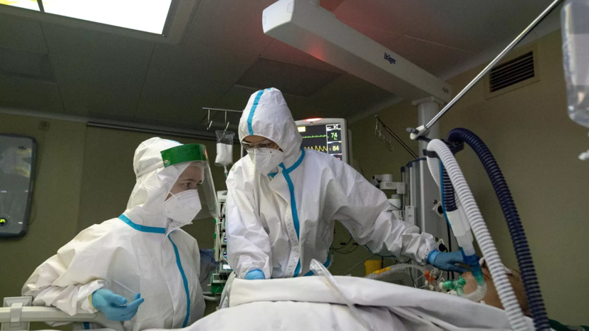 В Петербурге зарегистрировали 1386 случаев COVID-19 за сутки