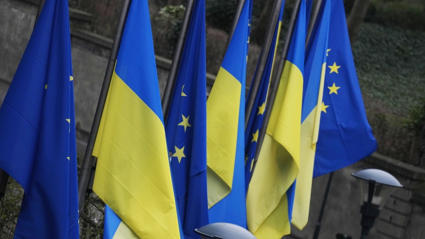 Economist сообщил о «тревожной тенденции» снижения поддержки помощи Украине в ЕС и США