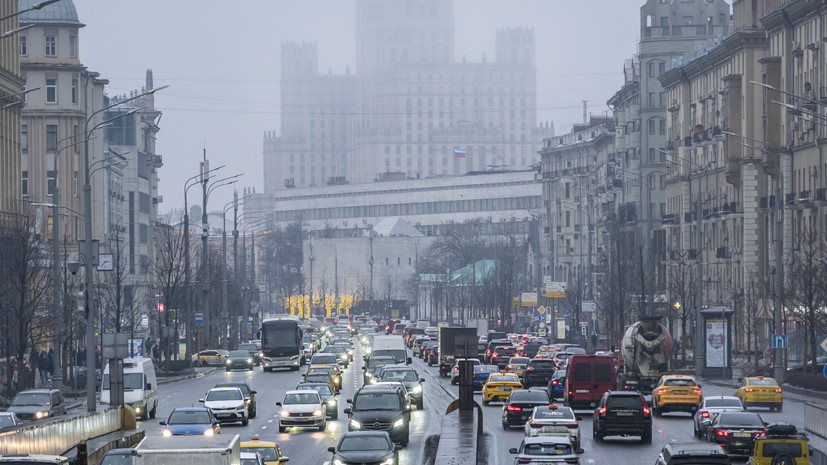 Доля импортных автомобилей в России выросла в два раза за год