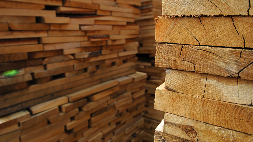 Из Удмуртии в зону СВО отправили две фуры гуманитарной помощи