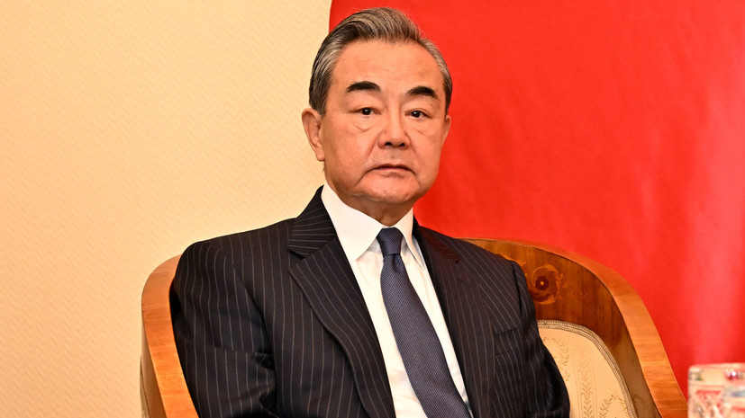 В КНР заявили, что Украина не является единственной проблемой в мире