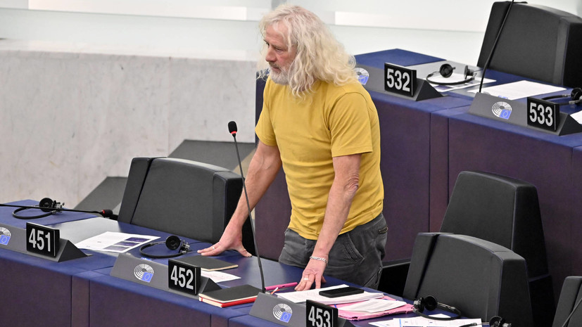 Депутат Европарламента Уоллес обвинил США в попытке вбить клин между Китаем и Европой