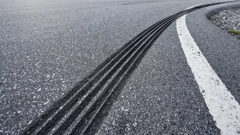 В Армавире водитель сбила двух школьников