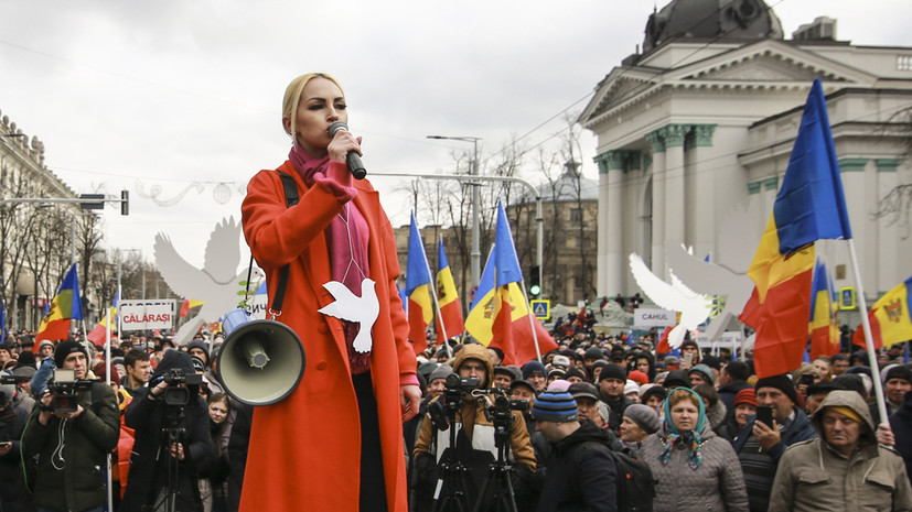 Замглавы партии «Шор» Таубер подаст жалобу на ударившего её начальника полиции Молдавии
