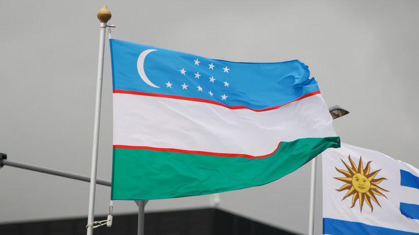 КС Узбекистана признал обоснованным проведение референдума о новой Конституции 30 апреля