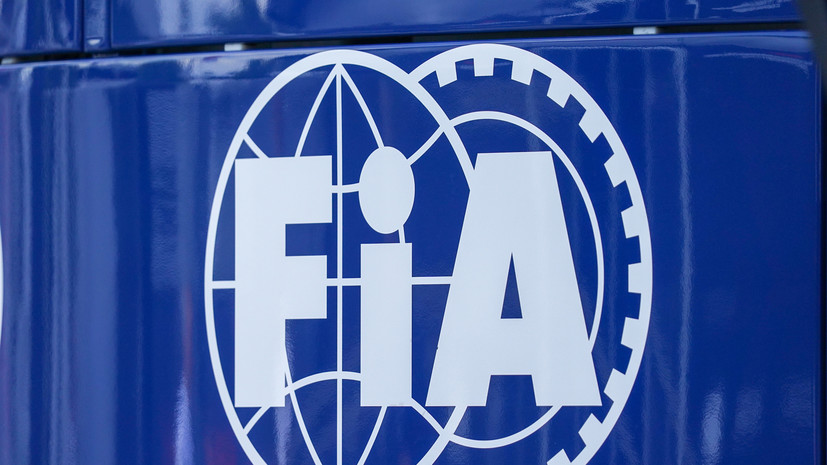 Сироткин: переговоры с FIA об условиях допуска гонщиков России не носят активного характера