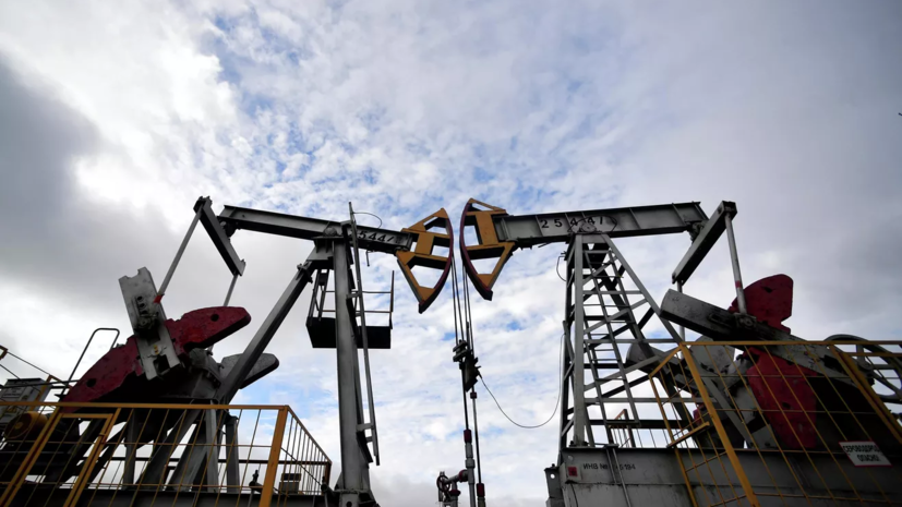 Аналитик Юшков объяснил снижение цены нефти WTI до $70