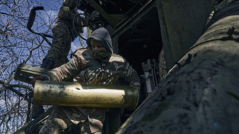 Глава МИД КНР выразил обеспокоенность затягиванием украинского кризиса