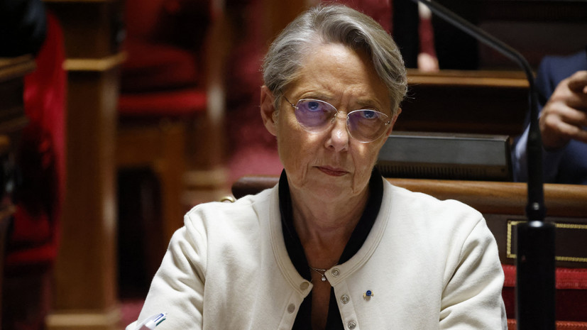 Французские депутаты требуют отставки премьер-министра из-за пенсионной реформы