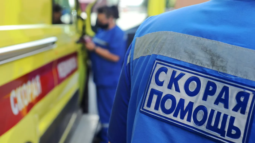 Годовалую девочку госпитализировали с травмами во Владимирской области после падения на неё снега